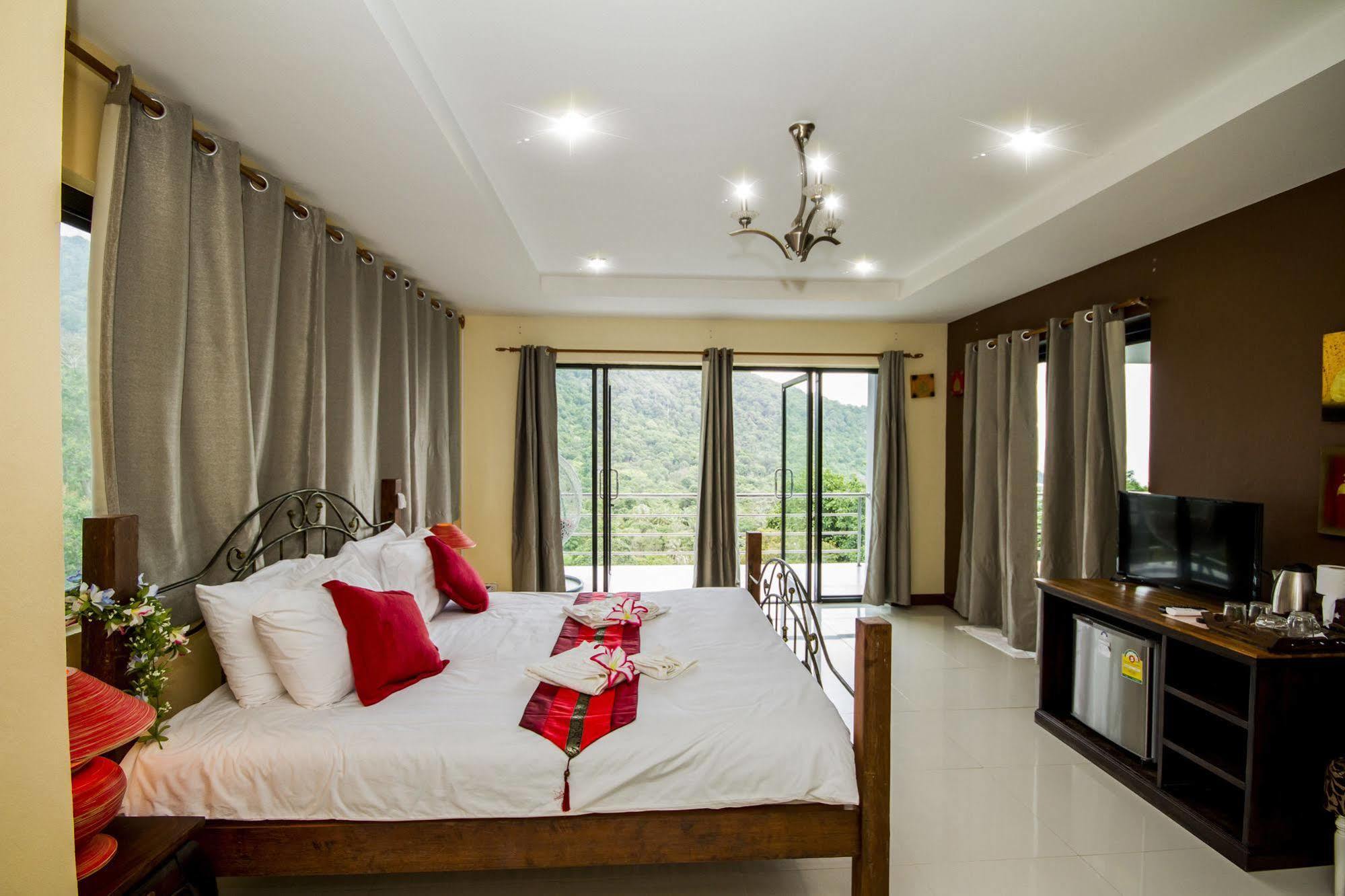 Sky Terrace Lanta Boutique Hotel Ko Lanta Екстериор снимка