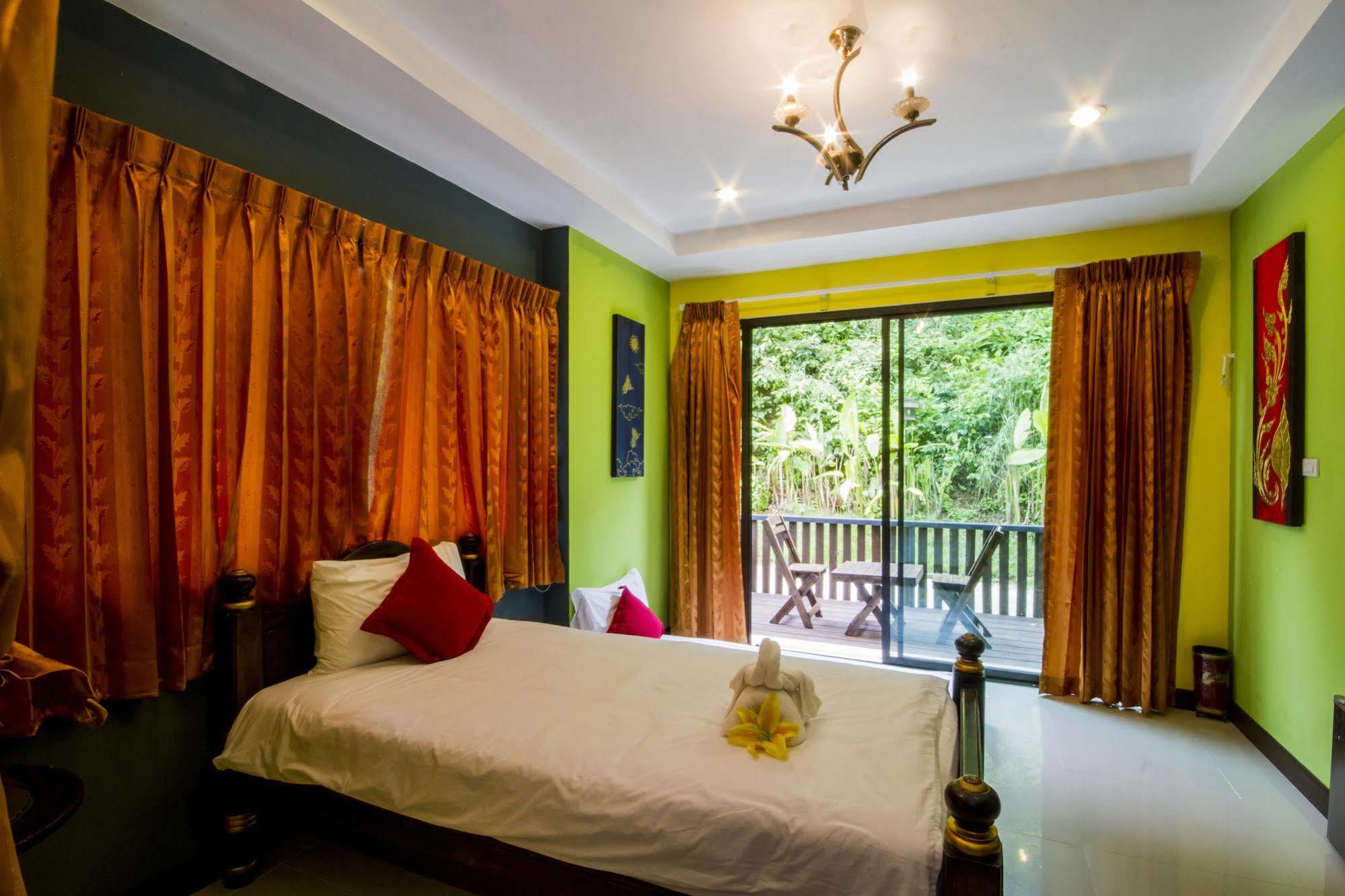 Sky Terrace Lanta Boutique Hotel Ko Lanta Екстериор снимка